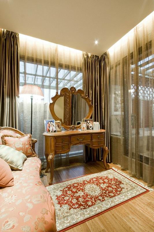 嬌艷之花?沉靜之美