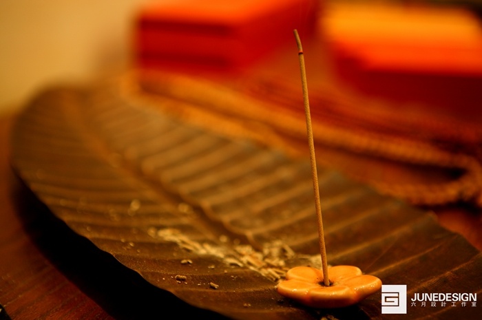 怡湖花庭 閑云雅居中式范