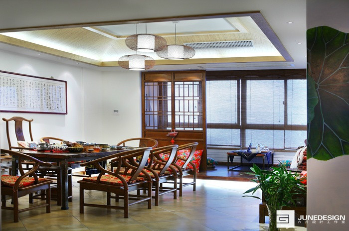 怡湖花庭 閑云雅居中式范