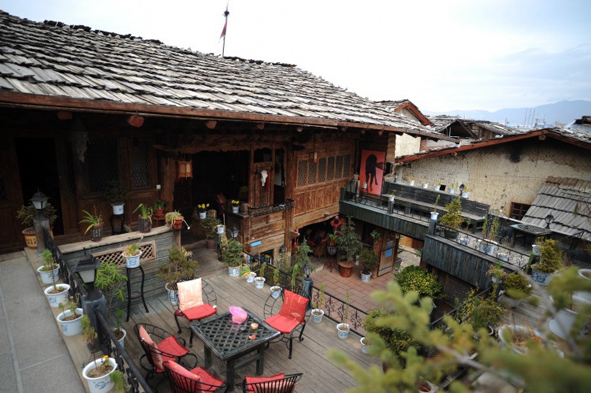 圣地氣息 云南香格里拉花間堂圣地藝術空間